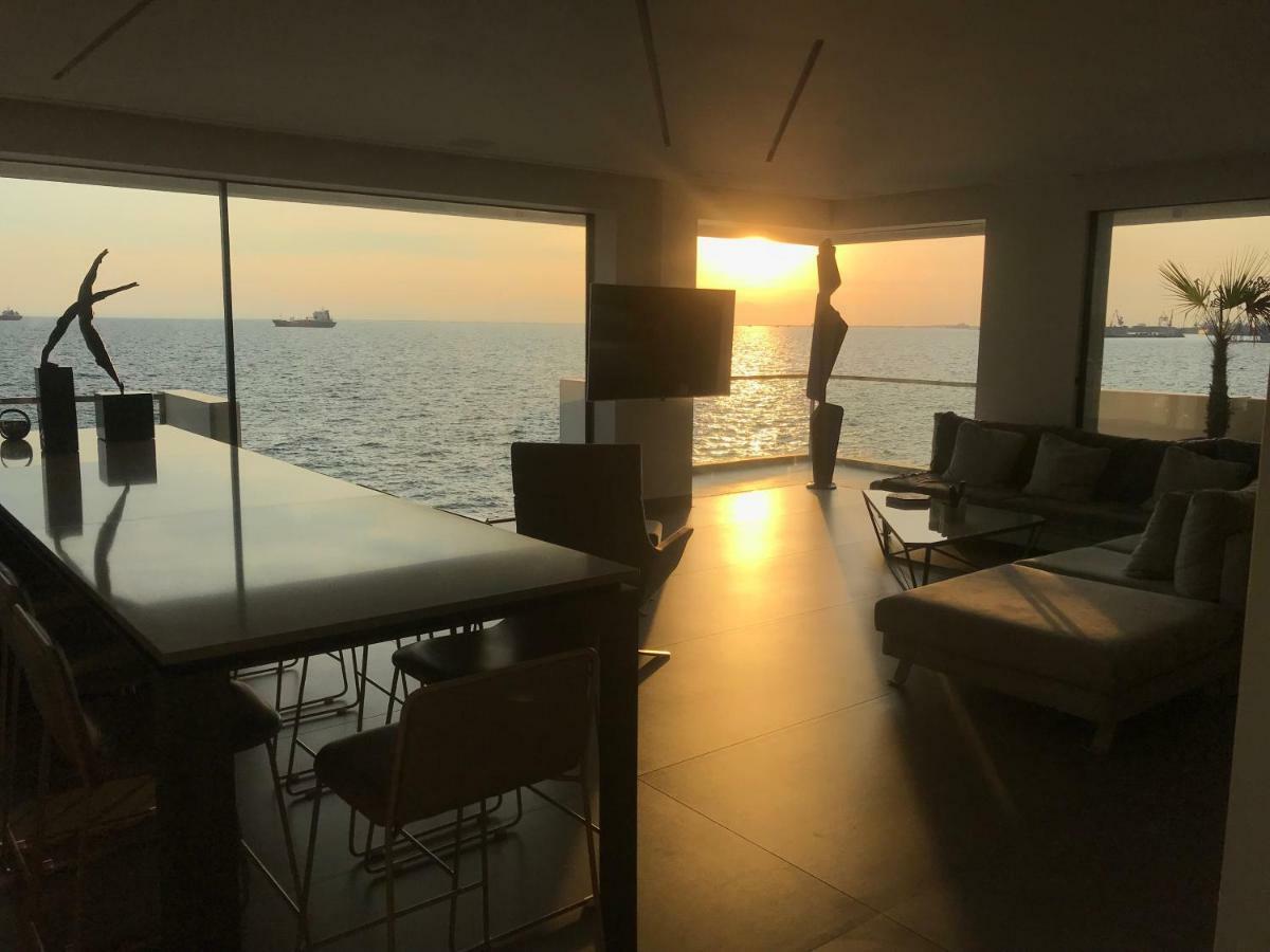 Infinity Sea View Apartment Thessalonique Extérieur photo